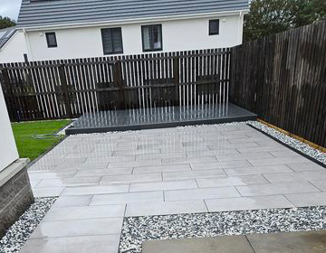 Completed artificial grass garden